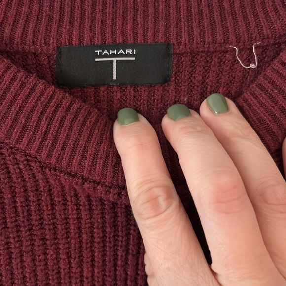 Tahari Sweater - Size Large - Picture 2 of 3